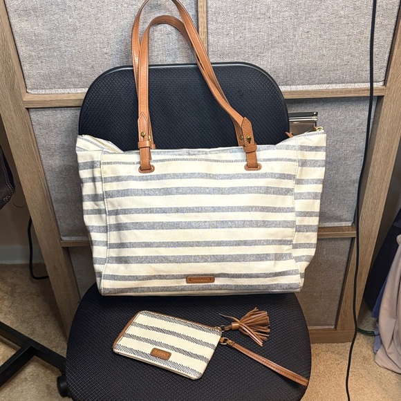 Fossil Cream and Gray Striped Tote with Wristlet - Picture 1 of 10